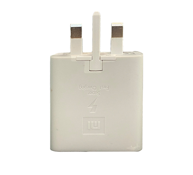 شارژر سه پین 67W شیائومیXIAOMI  دارای دو خروجی usb/pd